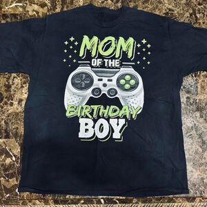Source-unknown Men's Black and Green T-shirt
